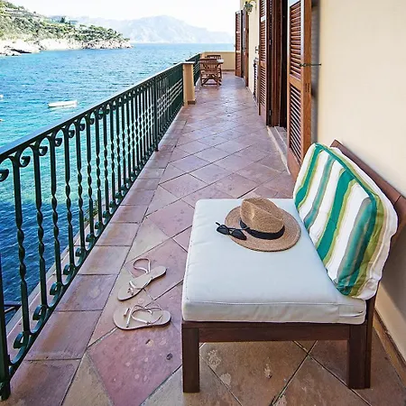 Borgo Di Conca كونكا دي ماريني