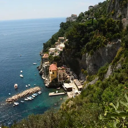 Borgo Di Conca كونكا دي ماريني
