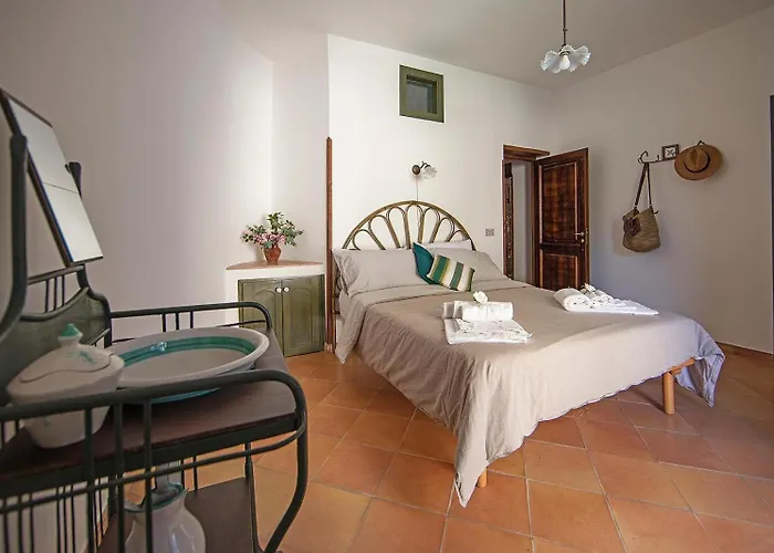 Semesterbostad Borgo Di Conca