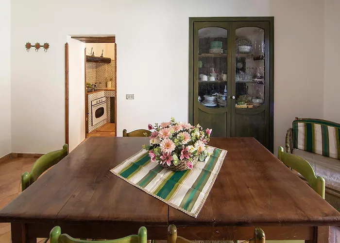 Semesterbostad Borgo Di Conca *