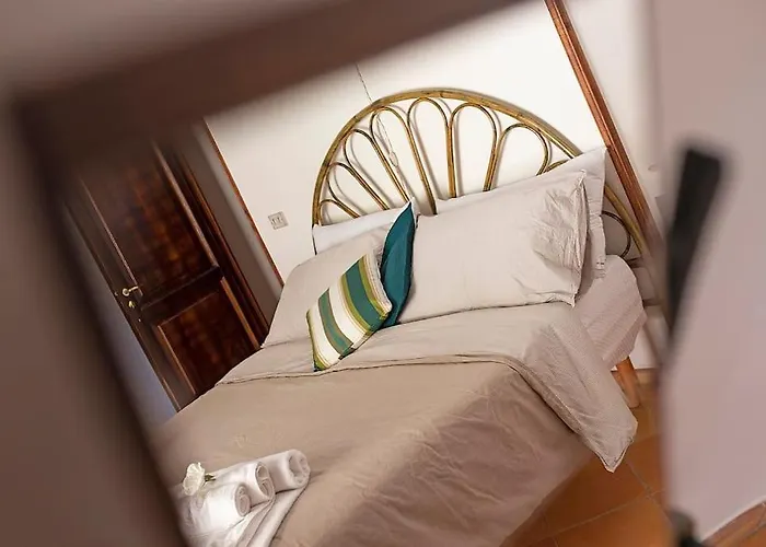 Semesterbostad Borgo Di Conca