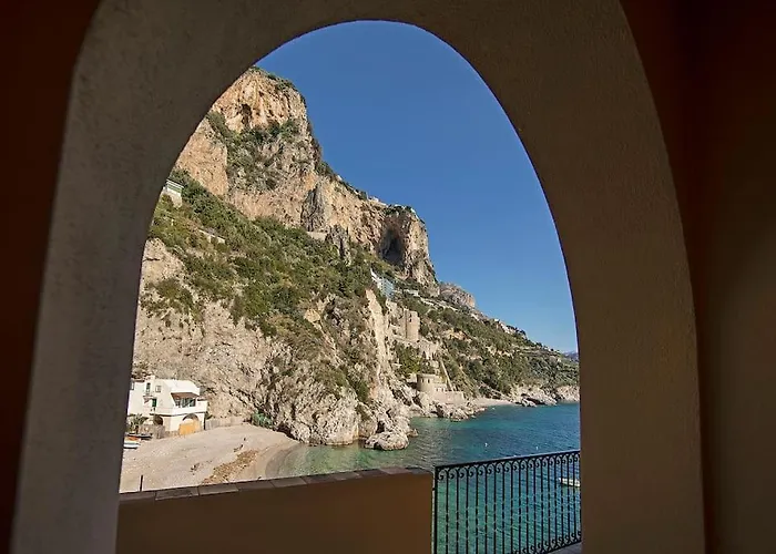 Semesterbostad Borgo Di Conca